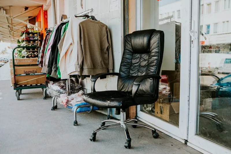 The Hidden Dangers of the Secondhand Market: A Parent's Guide to Verifying Recall Status on Used Britax ClickTight Seats